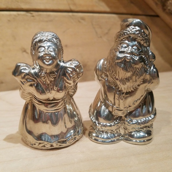 Lenox Kirk Stieff Pewter Santa & Mrs Claus Kissing Salt Pepper Shaker 1999 - Picture 2 of 3